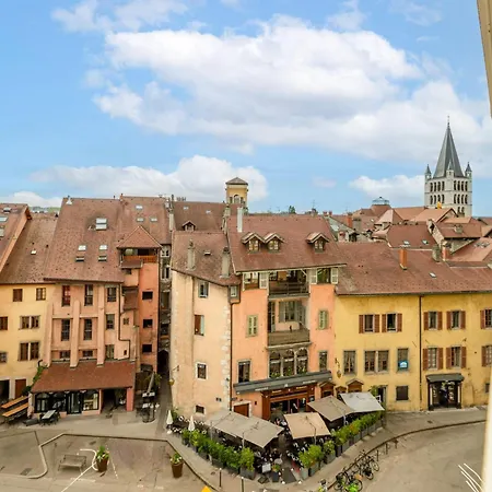 Panoramic - Superb Flat In The Heart Of The Old Town 5 Stars